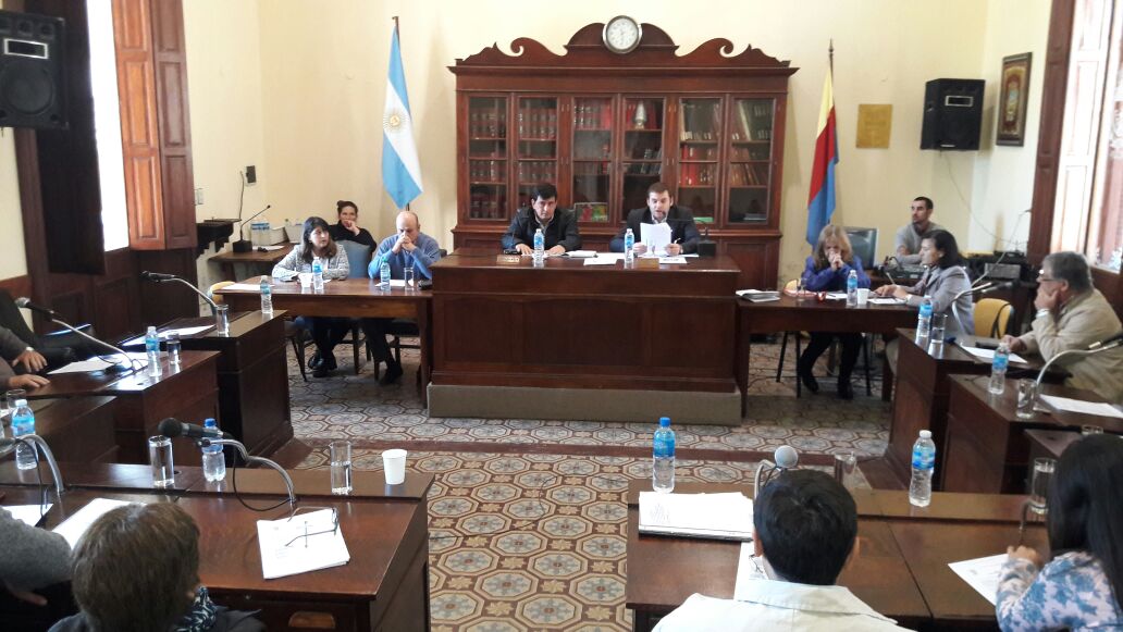 Informe de Prensa HCD / Sesión 27 de Abril de 2017