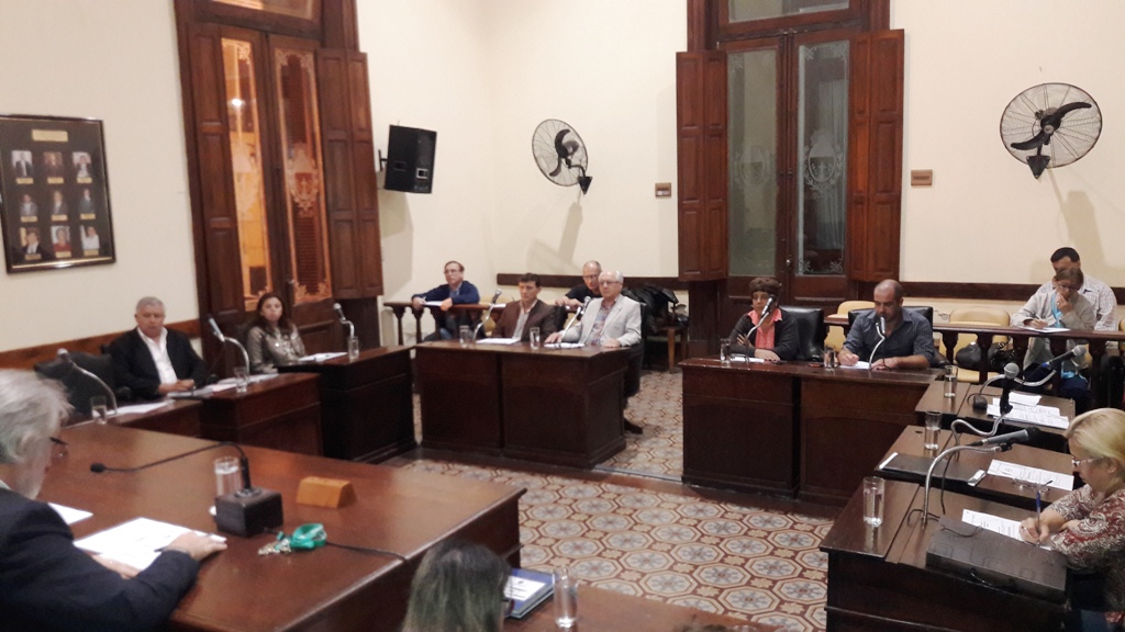 Informe de Prensa HCD / Sesión 2 de mayo de 2018