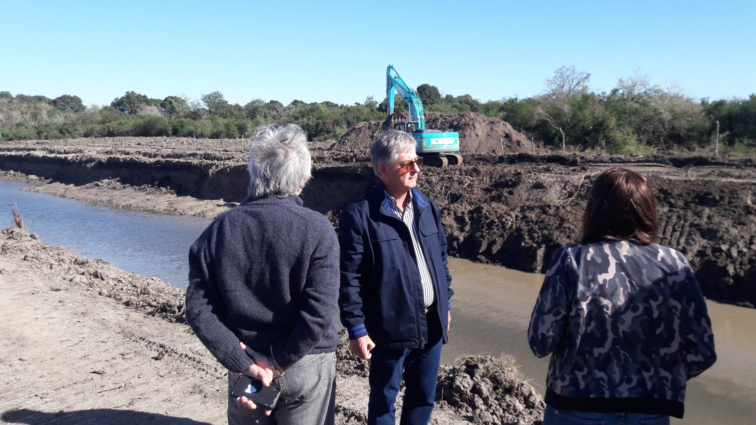 Ediles recorrieron las obras de canalización de arroyos y las lagunas anaeróbicas
