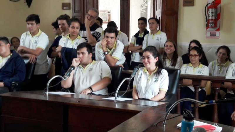 Alumnos de 4to año del Colegio Salesiano visitaron el Concejo Deliberante