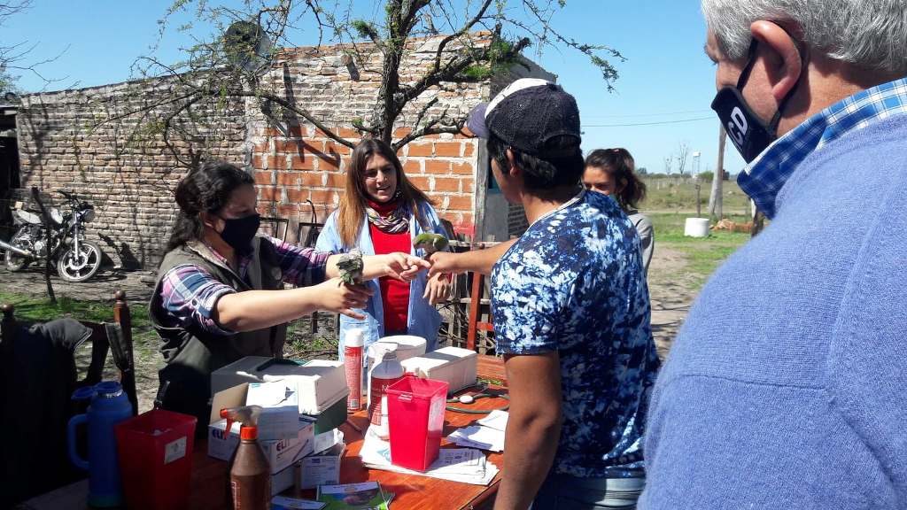 Marcos Isusi  estuvo presente en el operativo integral en el Paraje Sarandí