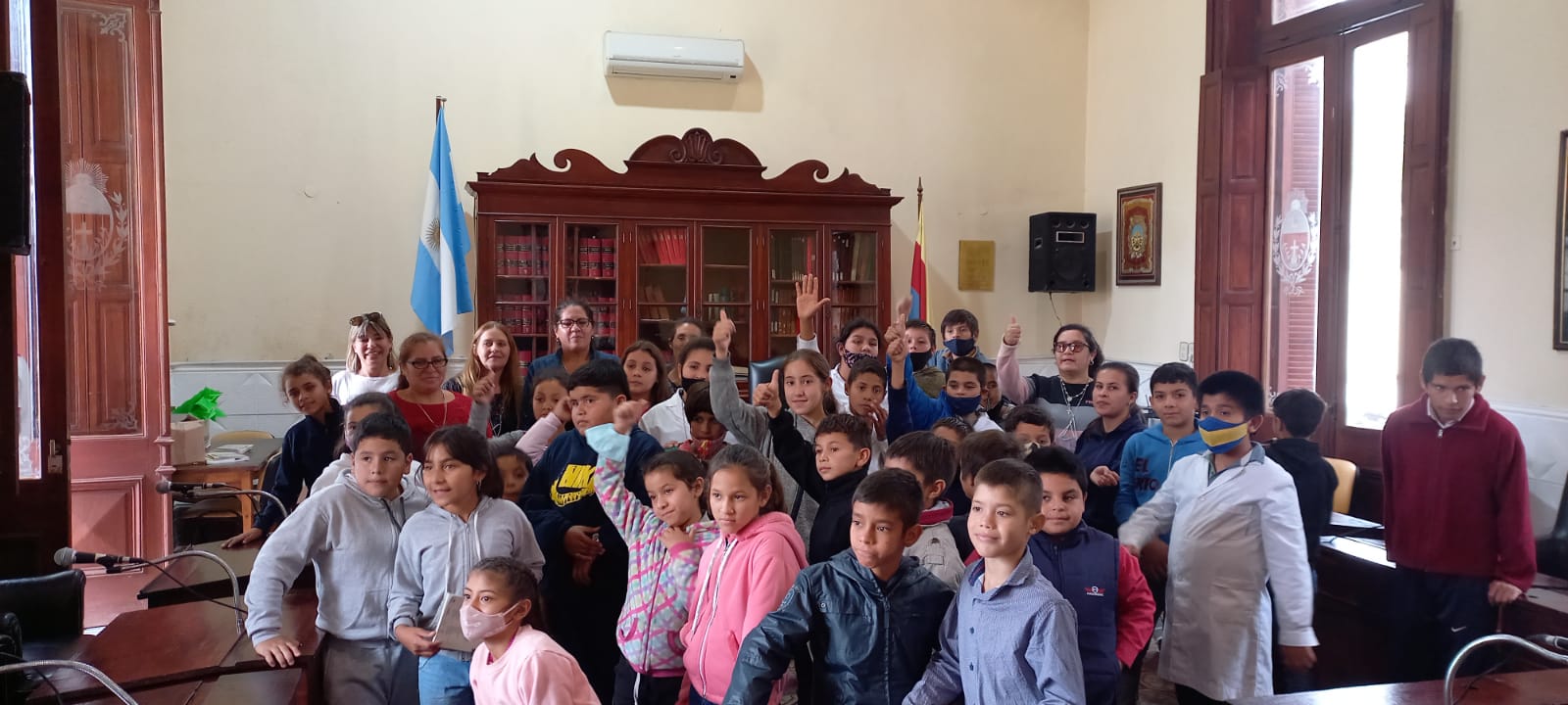 Visita de alumnos de Colonia Pando y Mantilla