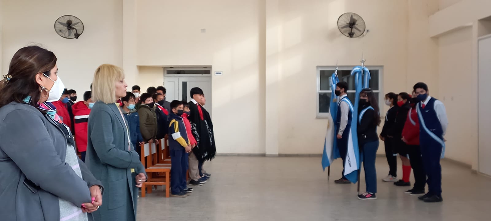 Acto por el día de la Independencia en el Colegio General San Martín