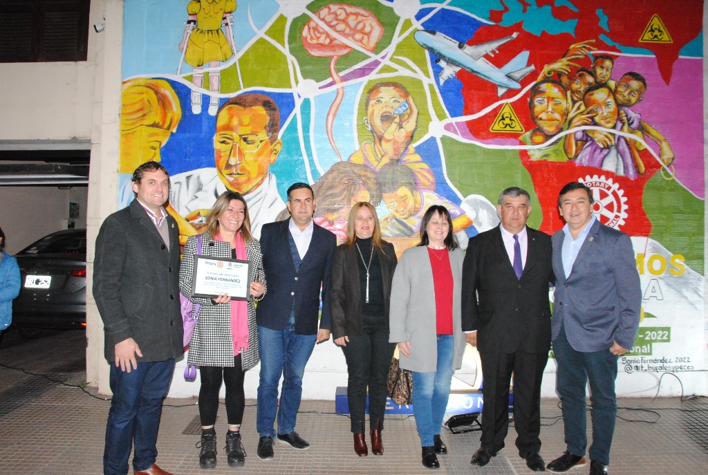 Inauguración del mural que concientiza la lucha contra la poliomielitis