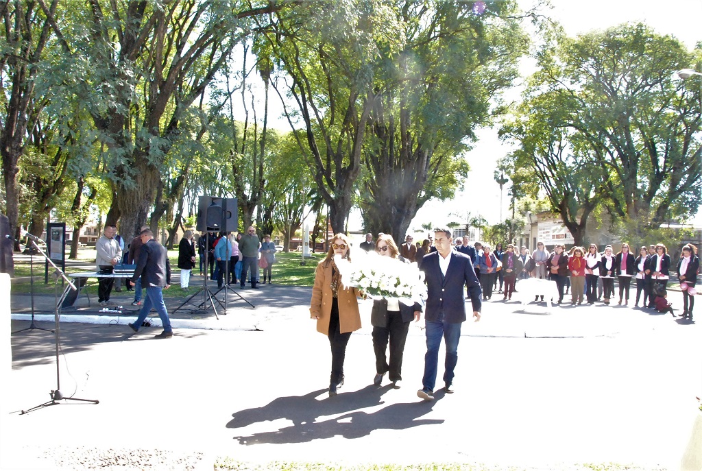 Acto por el día del Maestro